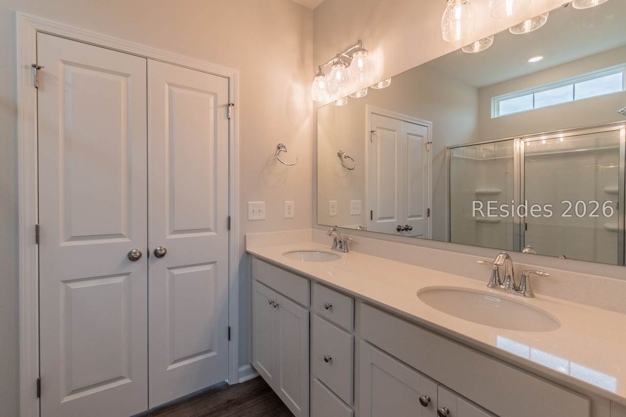 https://bt-photos.global.ssl.fastly.net/hhimls/1280_boomver_1_506869-2.jpg