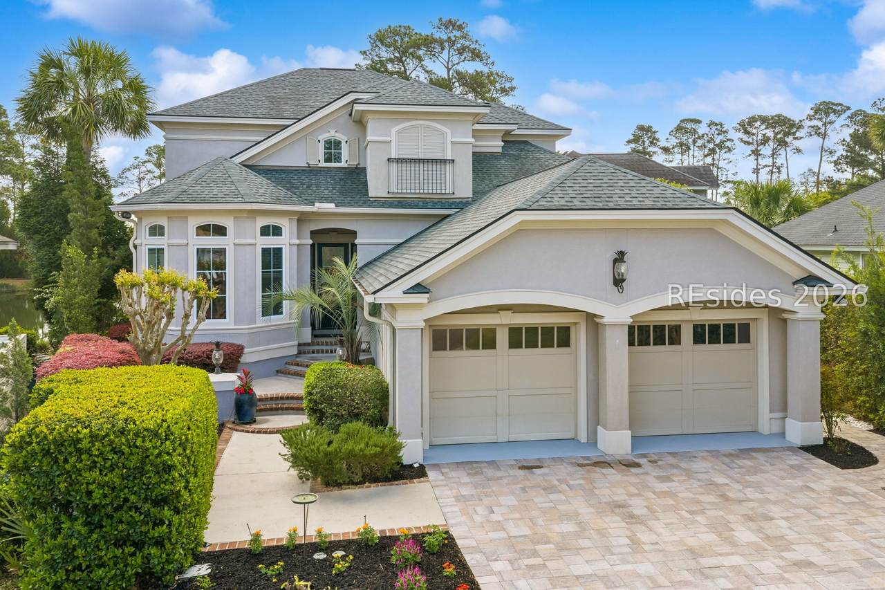 39 Royal Pointe Drive - Photo 1