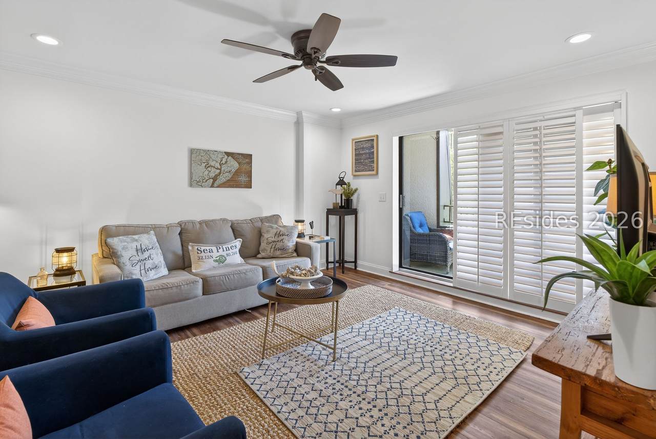 18 Lighthouse Lane - Photo 1