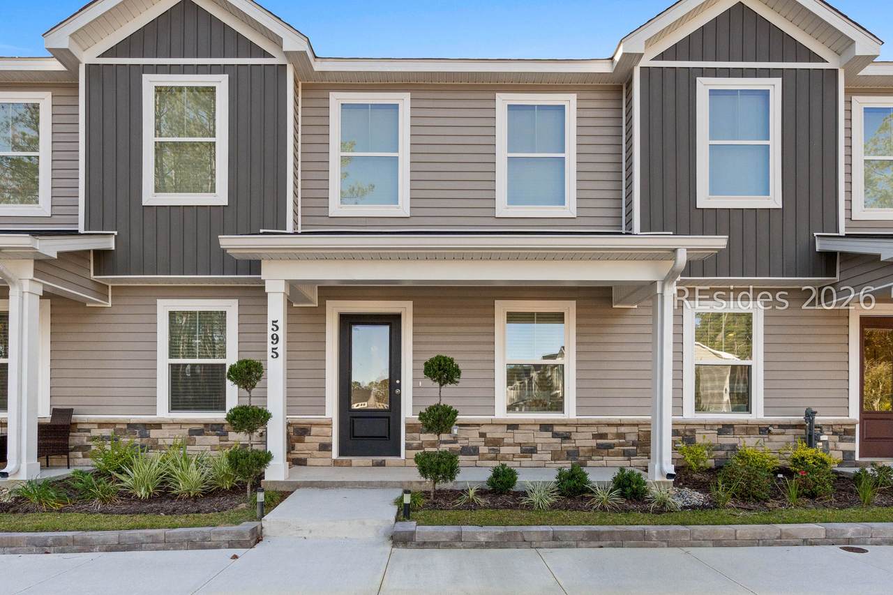 595 Royal Road - Photo 1