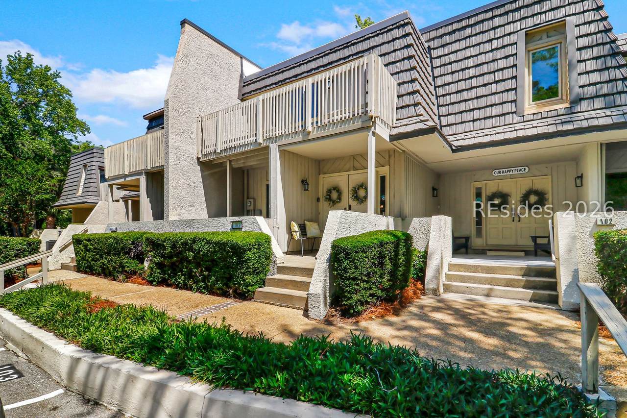 1 Gloucester Road - Photo 1