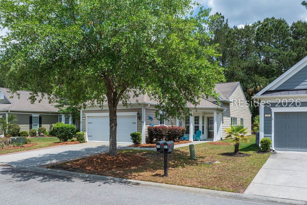 385 Mystic Point Drive - Photo 1