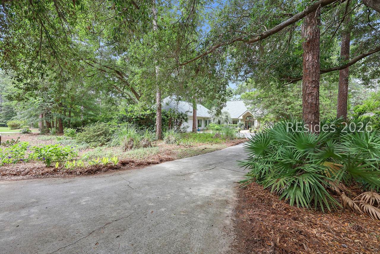 19 Rookery Way - Photo 1