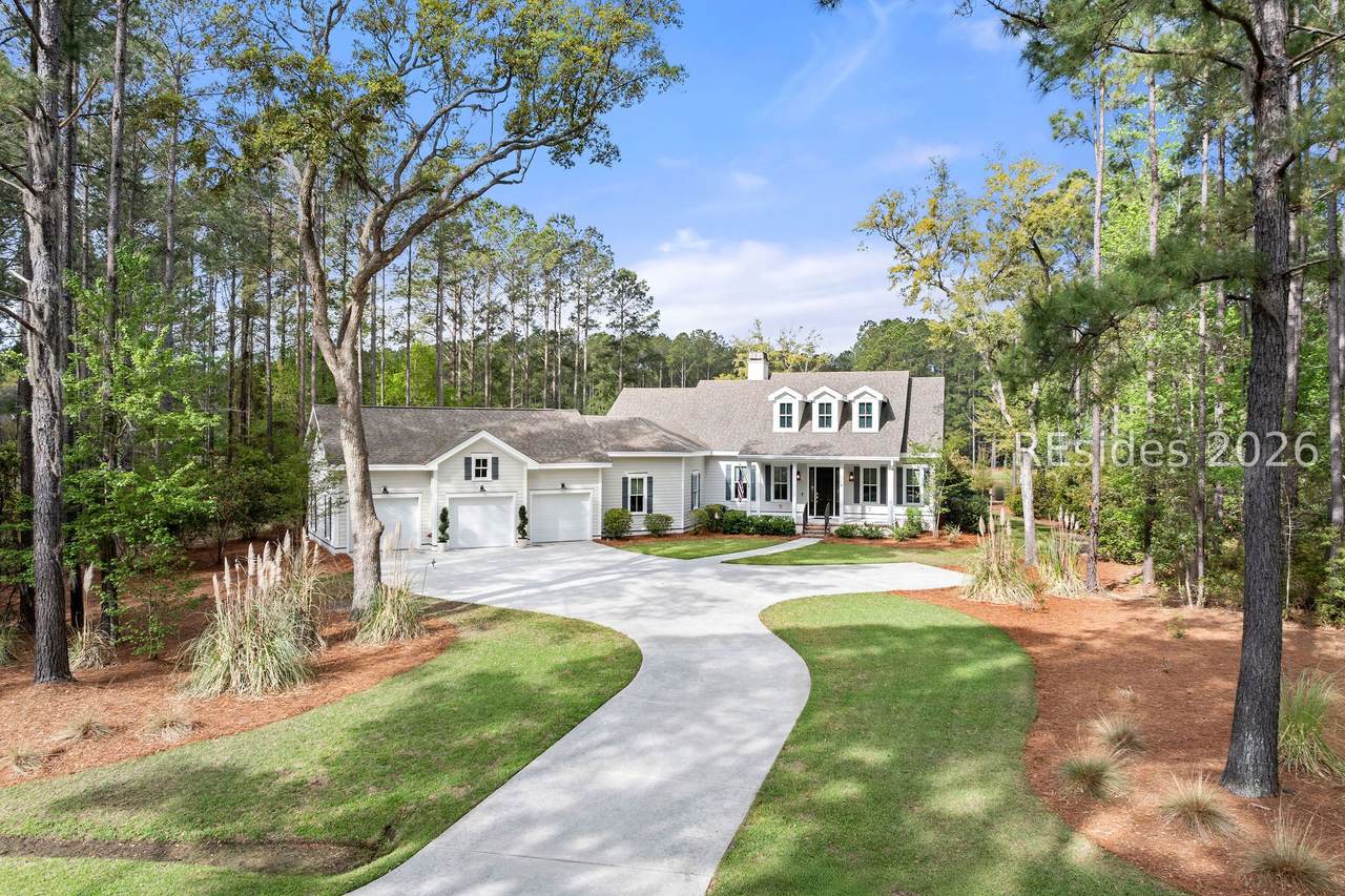 8 Foxchase Lane - Photo 1