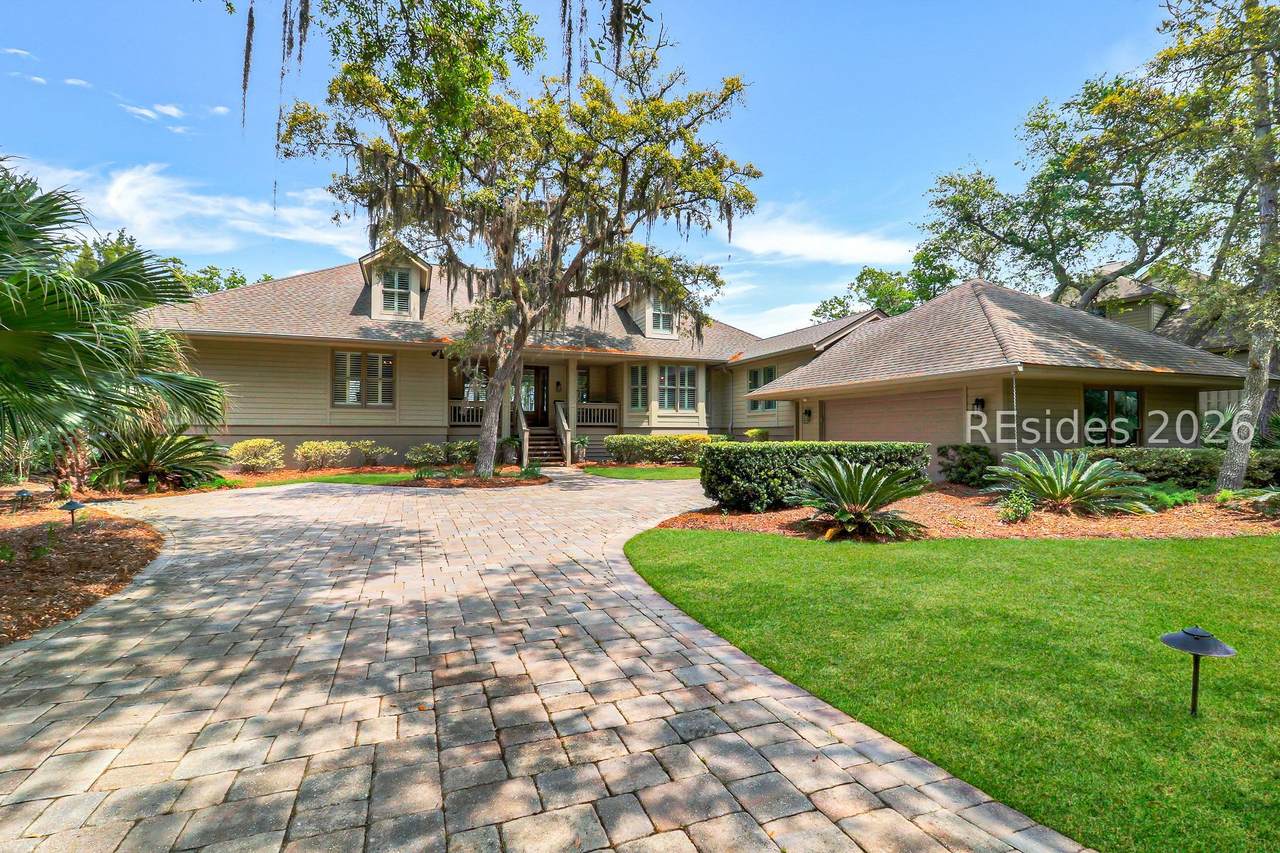 21 Long Marsh Lane - Photo 1