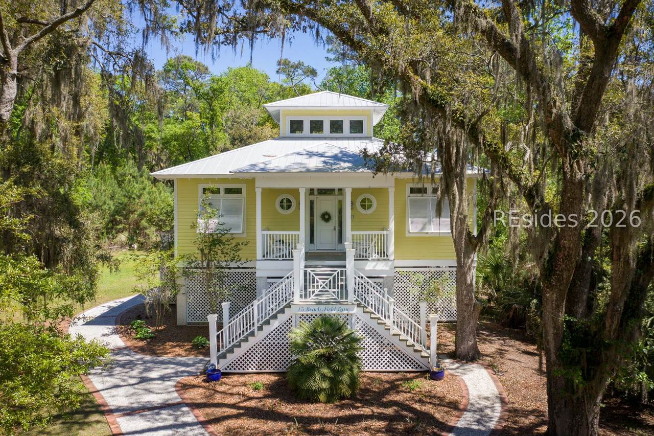 15 Beach Field Lane - Photo 1