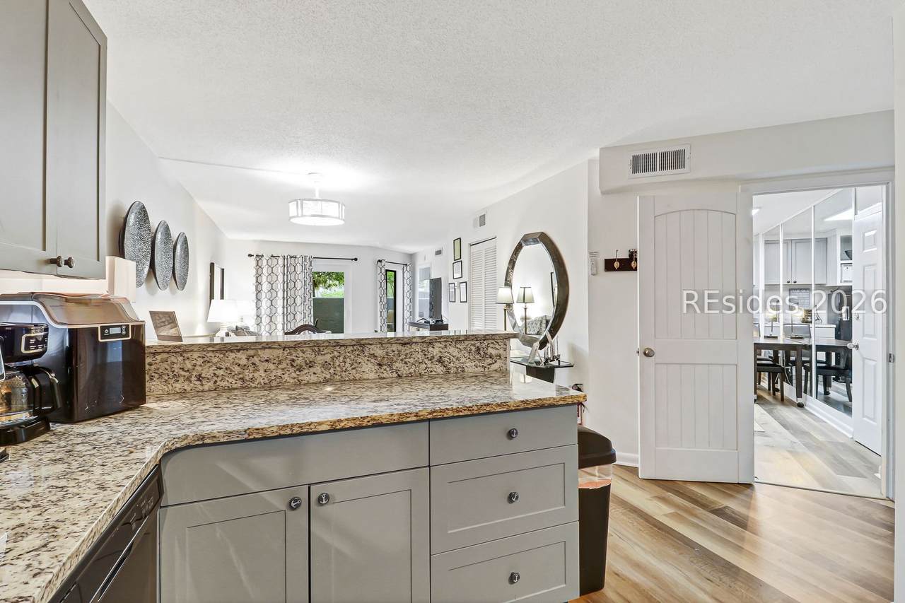 10 Lemoyne Avenue - Photo 1