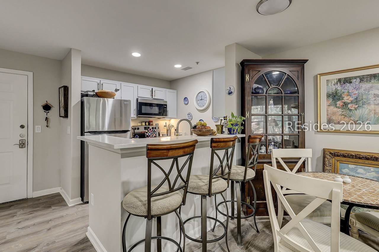 70 Helmsman Way - Photo 1