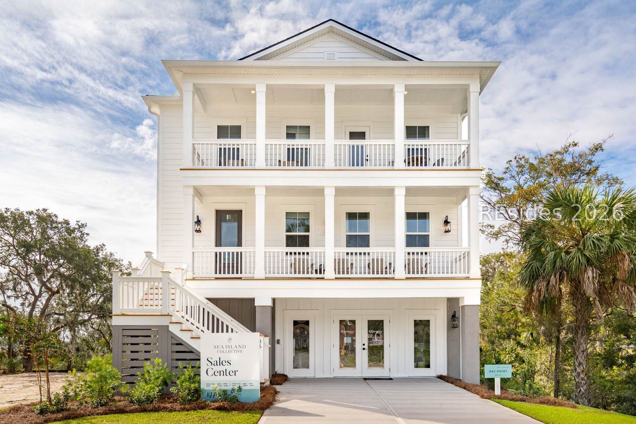 36 Middle Island Street - Photo 1