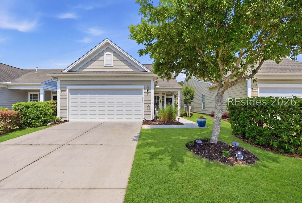 460 Heathwood Drive - Photo 1