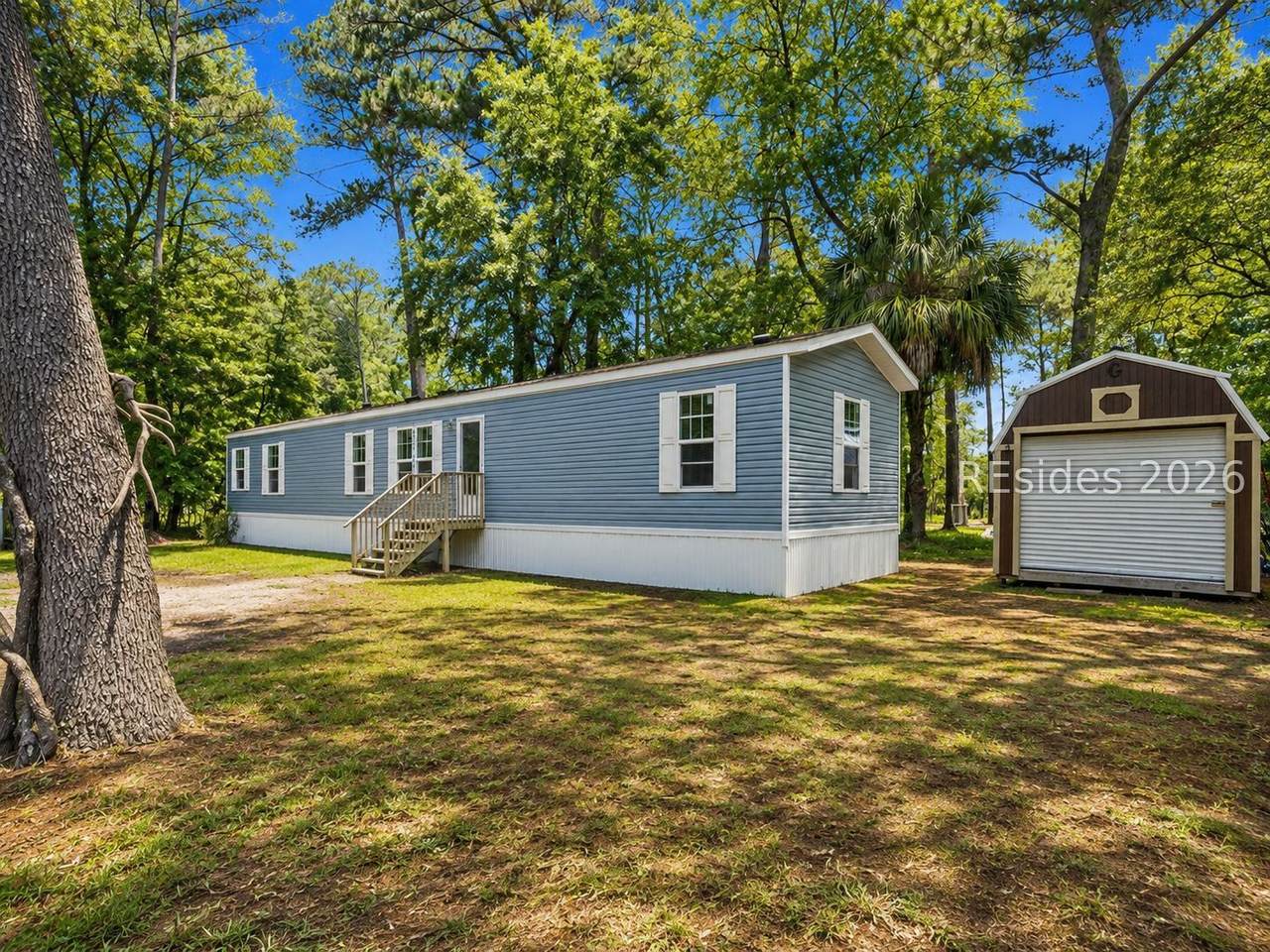 14 Palm Point Road - Photo 1