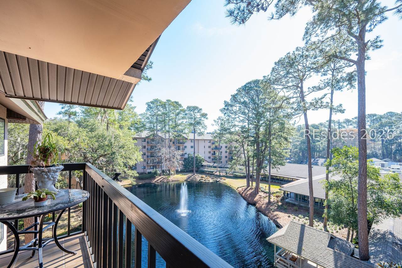 300 Woodhaven Drive - Photo 1
