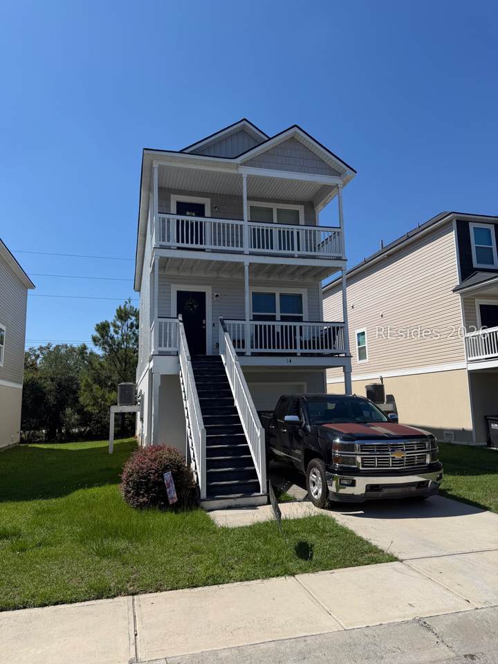 14 Bay Breeze Lane - Photo 1
