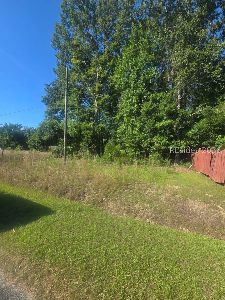 35 Jenkins Road - Photo 1