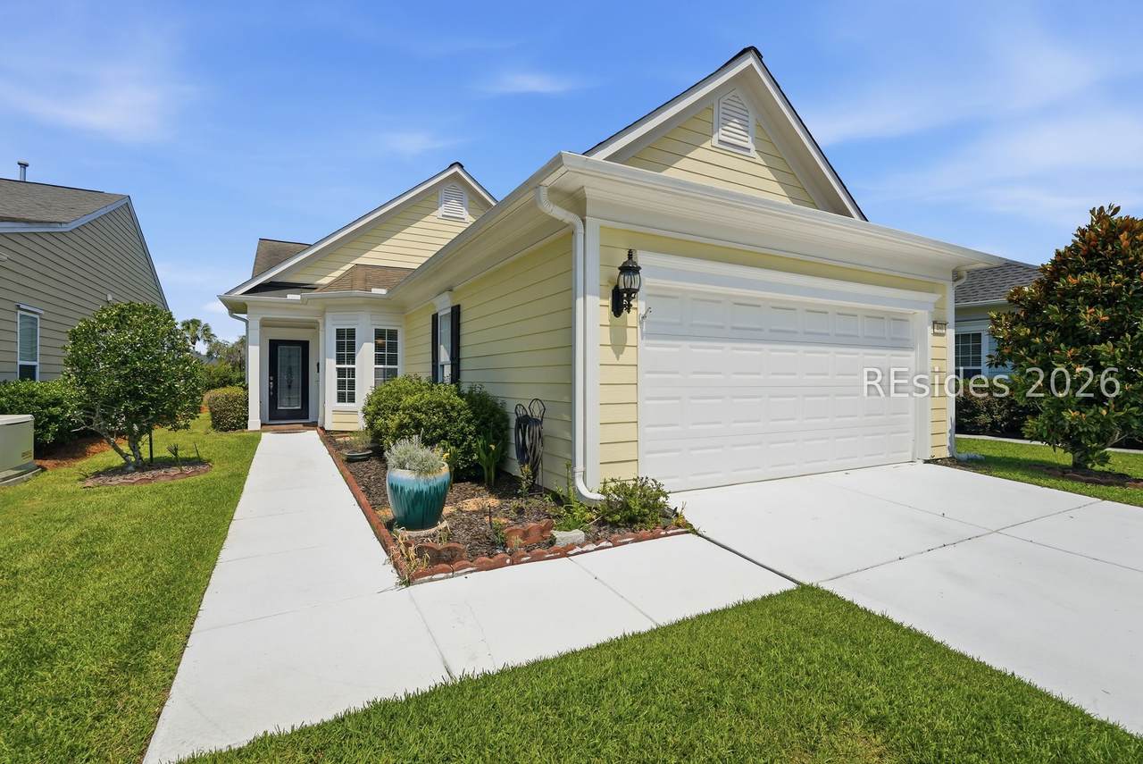 460 Sunrise Point Drive - Photo 1