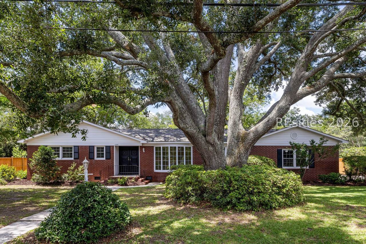 1335 Old Colony Road - Photo 1
