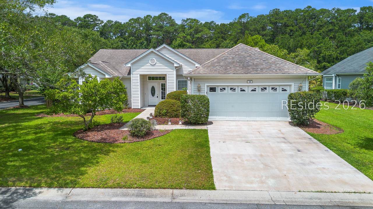 39 Hamilton Drive - Photo 1