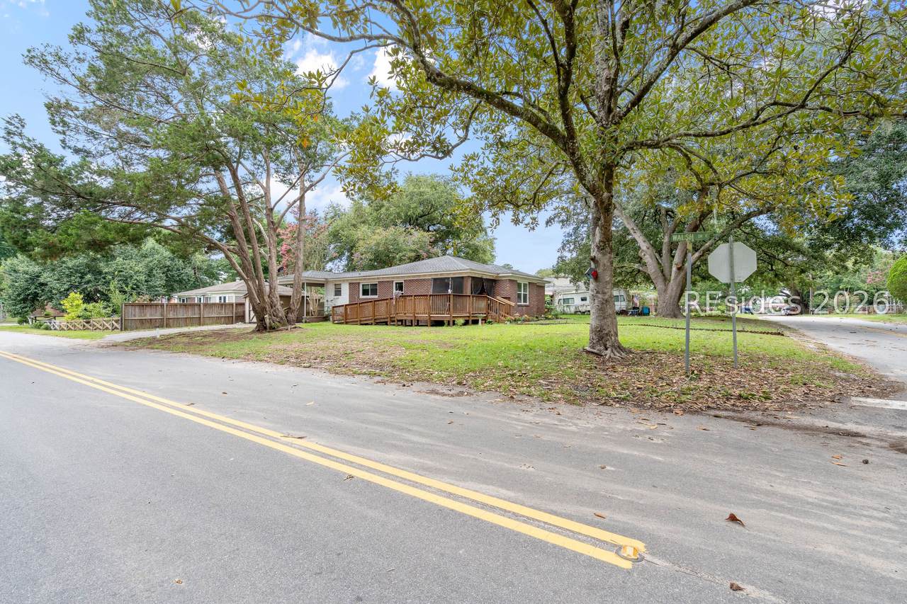 4000 Joann Street - Photo 1