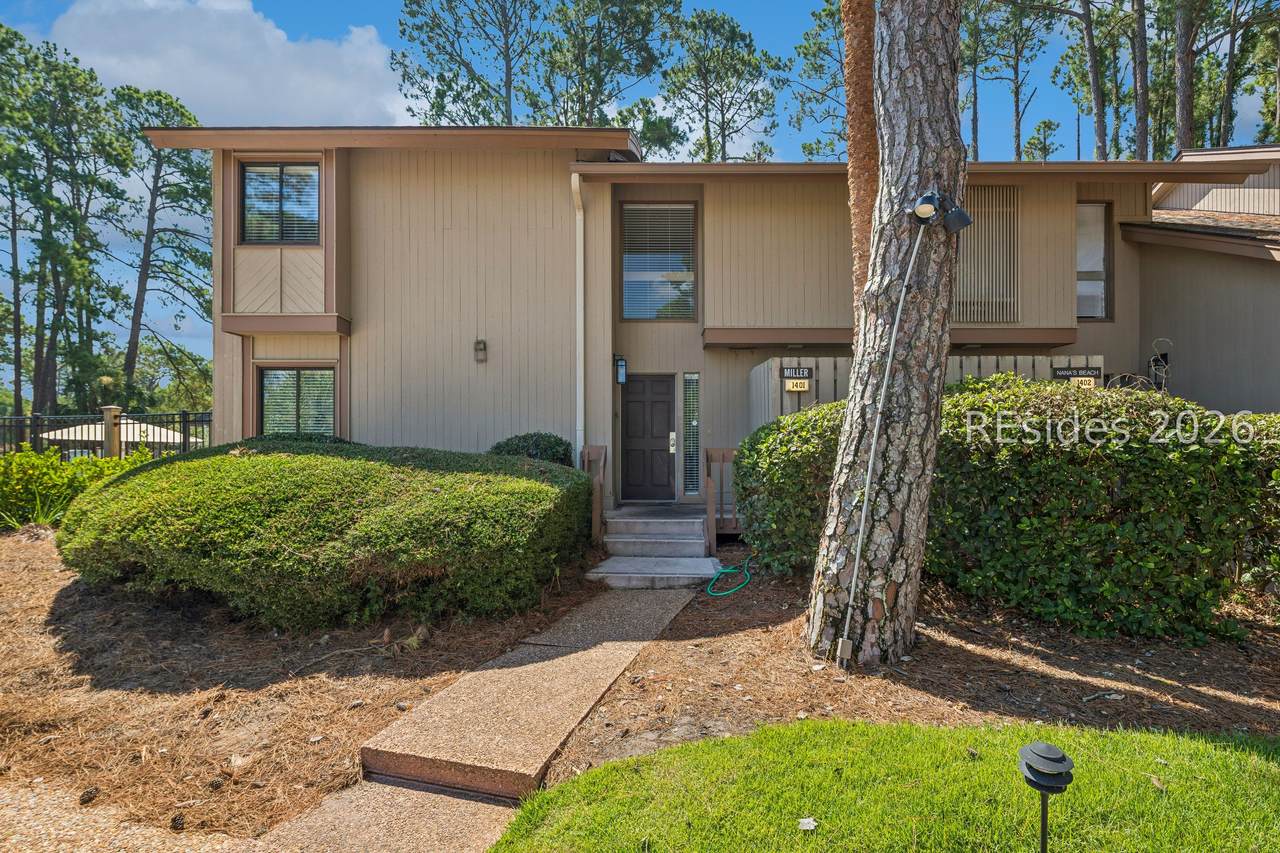 225 Sea Pines Drive - Photo 1