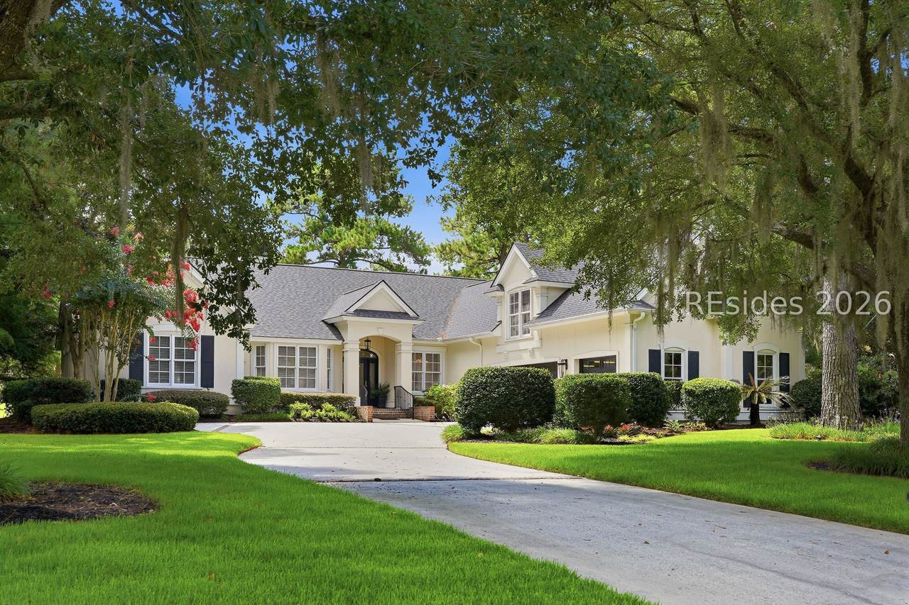 23 Lexington Drive - Photo 1