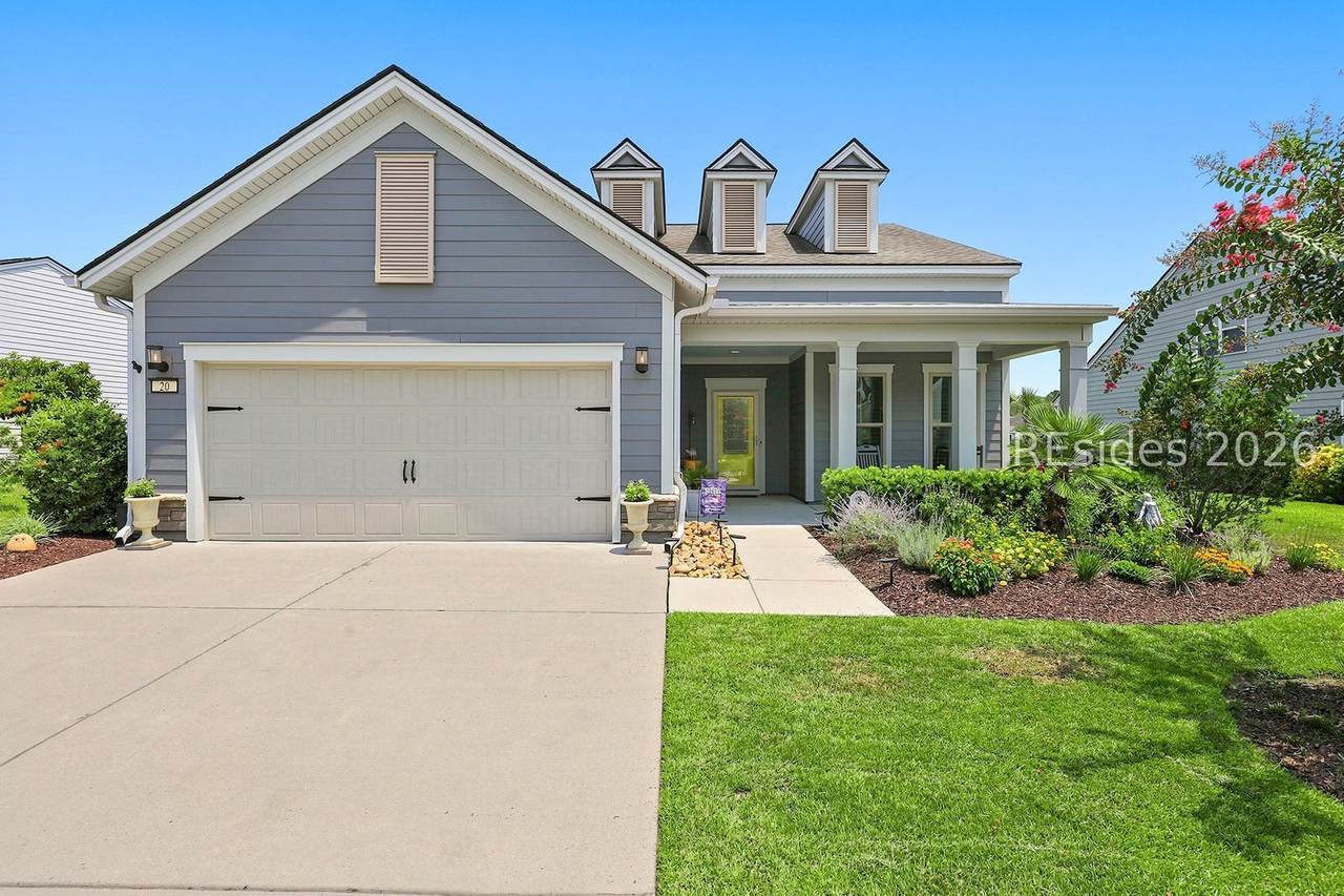 20 Heathrow Avenue - Photo 1