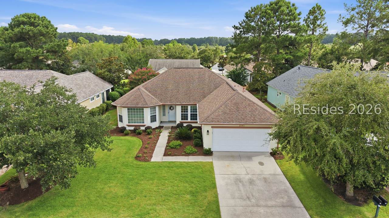 29 Fenwick Drive - Photo 1