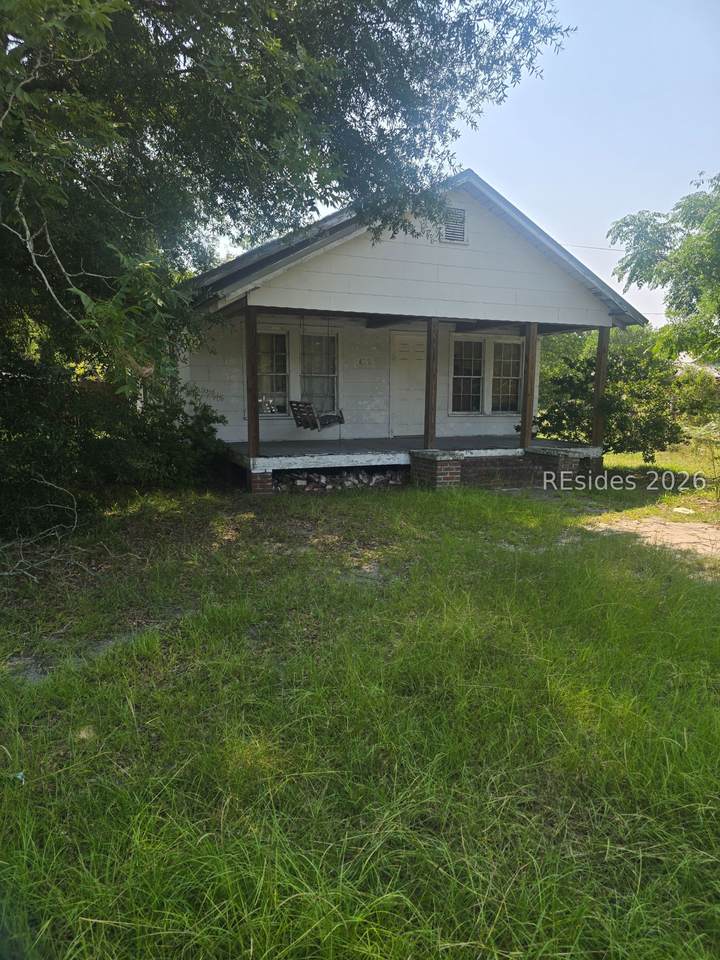 422 Hoover Street - Photo 1