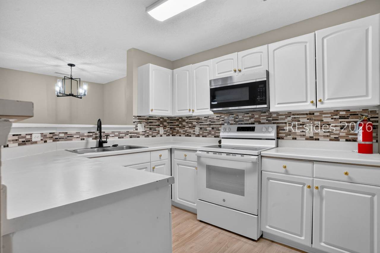 100 Kensington Boulevard - Photo 1