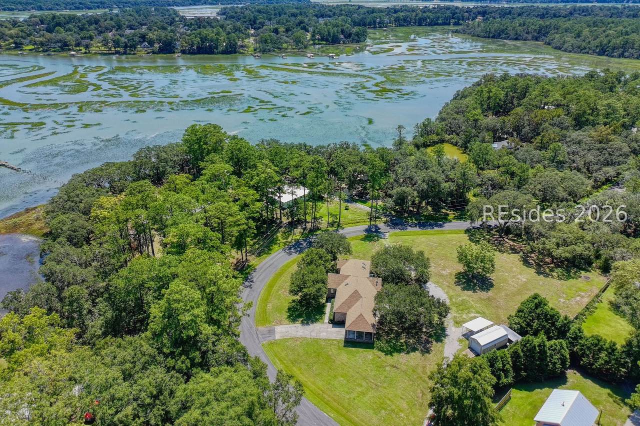 60 Adams Circle - Photo 1