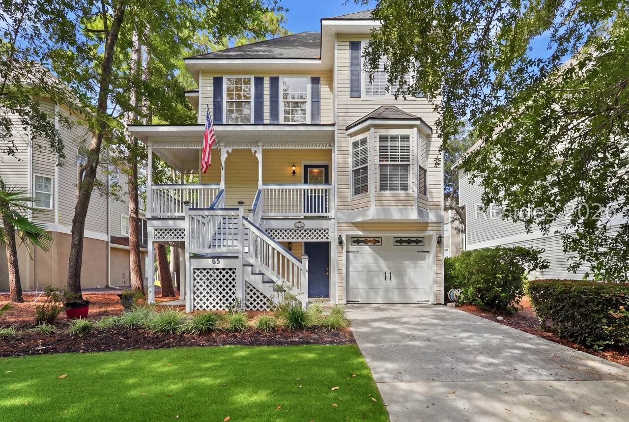 65 Victoria Square Drive - Photo 1