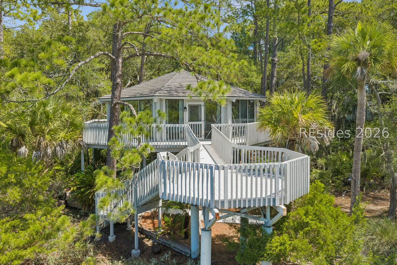 2017 Deer Island Road - Photo 1