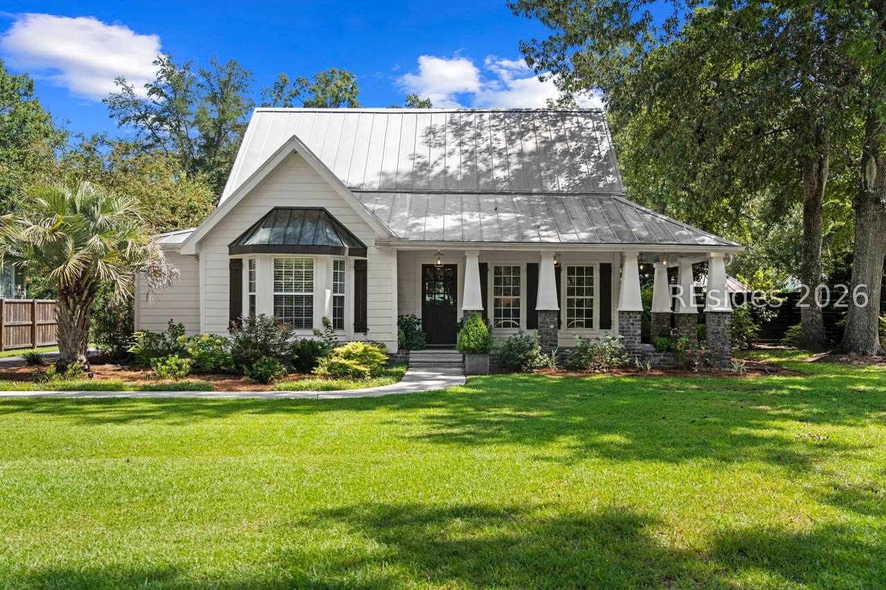 124 Roberts Lane - Photo 1