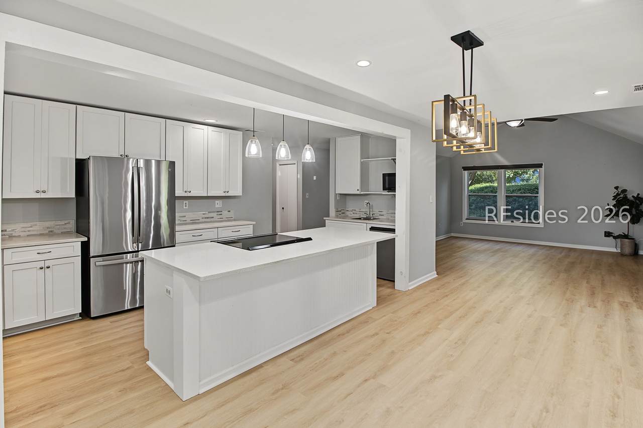 48 Sugaree Drive - Photo 1