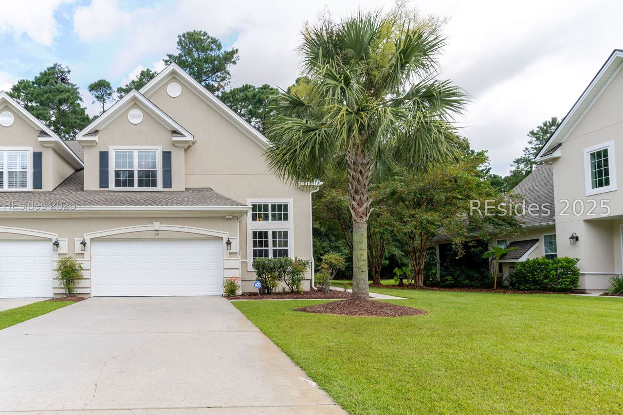 32 Paxton Circle - Photo 1