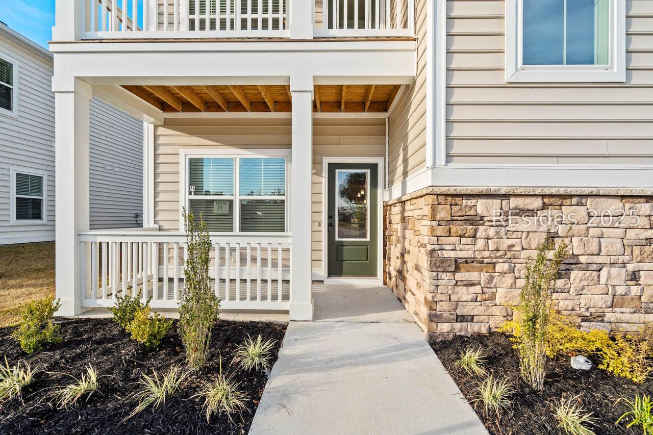 123 Silver Street - Photo 1