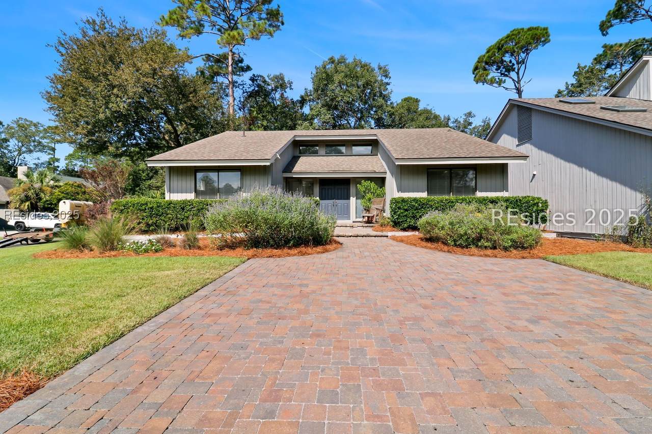 16 Fawn Lane - Photo 1