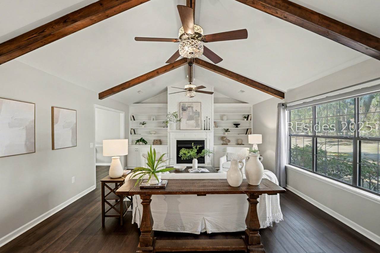 994 Dowlingwood Drive - Photo 1