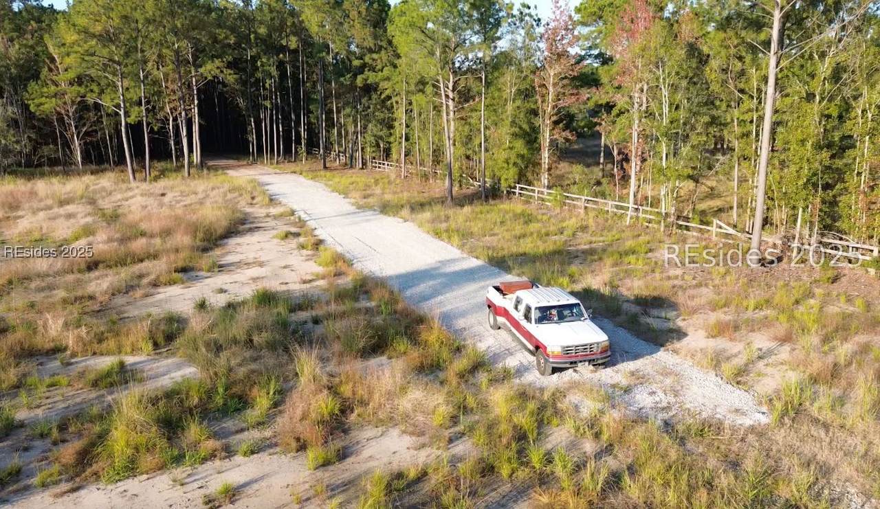 316 Roseland Road - Photo 1