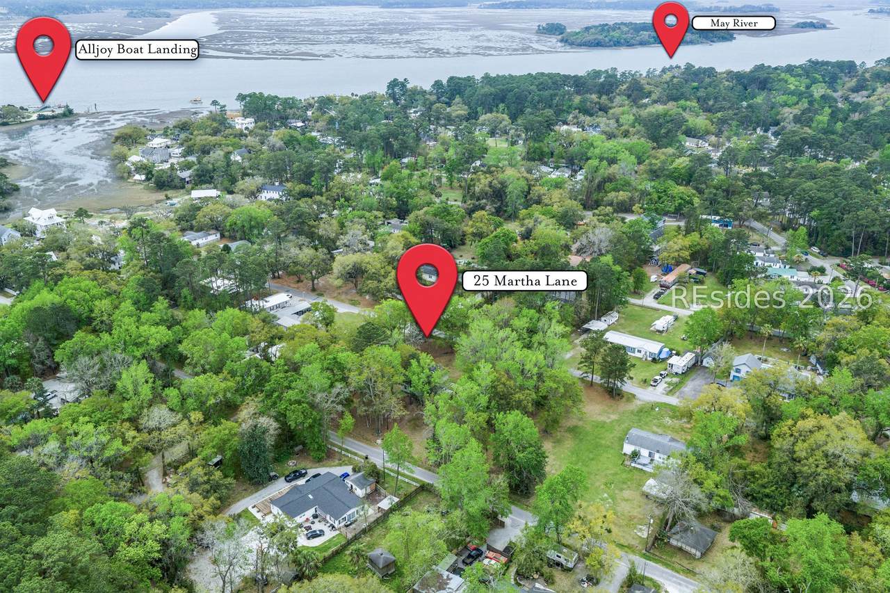 25 Martha Lane - Photo 1