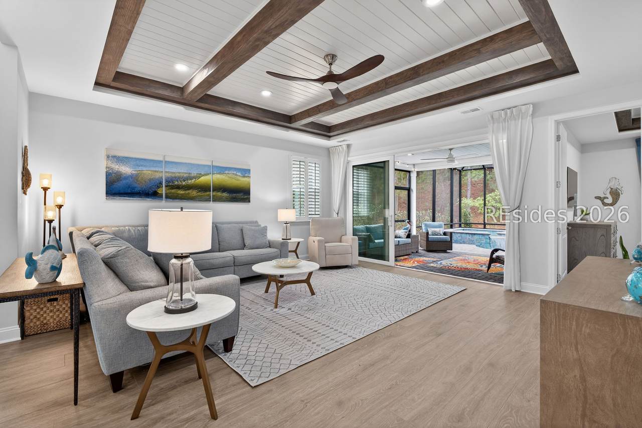 533 Parrot Avenue - Photo 1