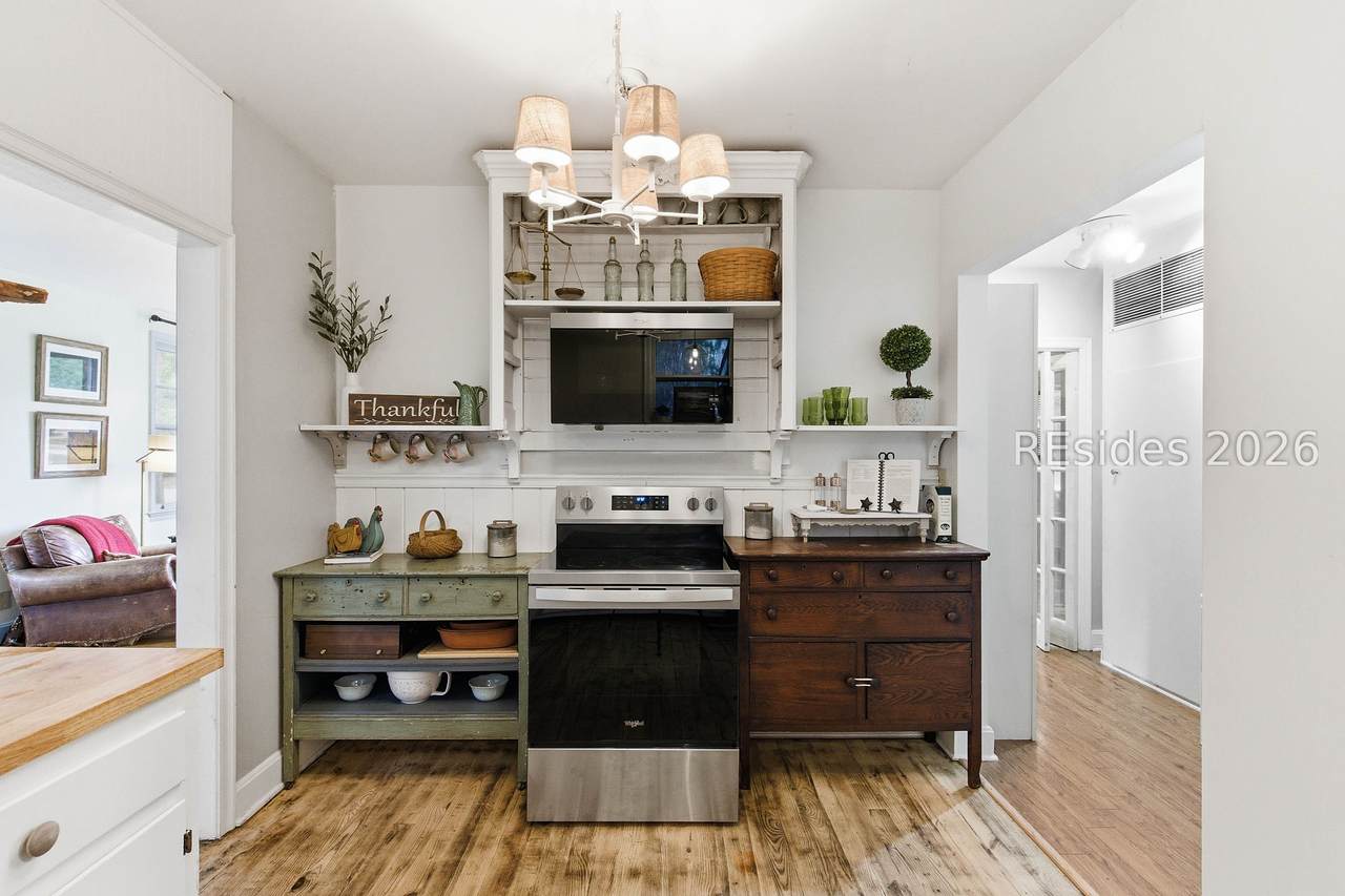 544 3rd Avenue - Photo 1