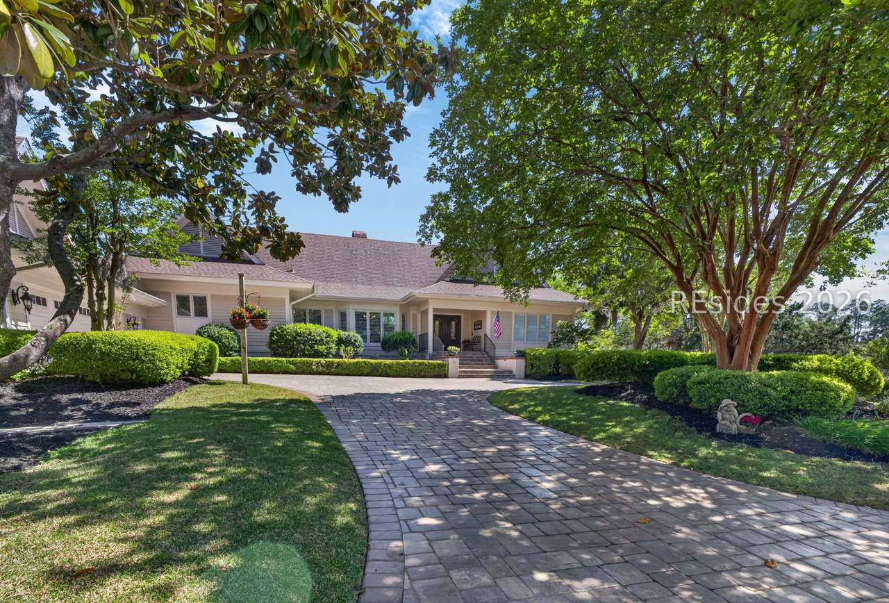 10 Long Marsh Lane - Photo 1