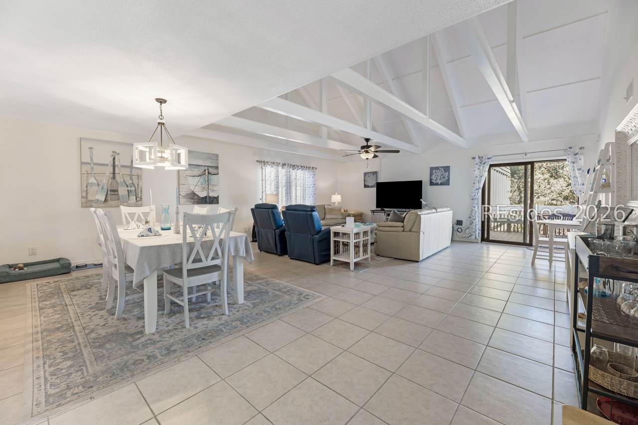 45 Queens Folly Road - Photo 1