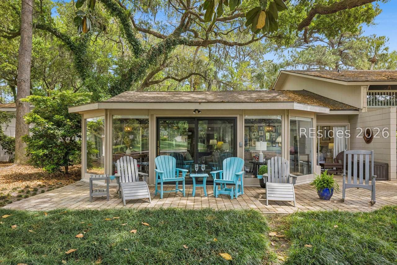 2 Woodbine Place - Photo 1