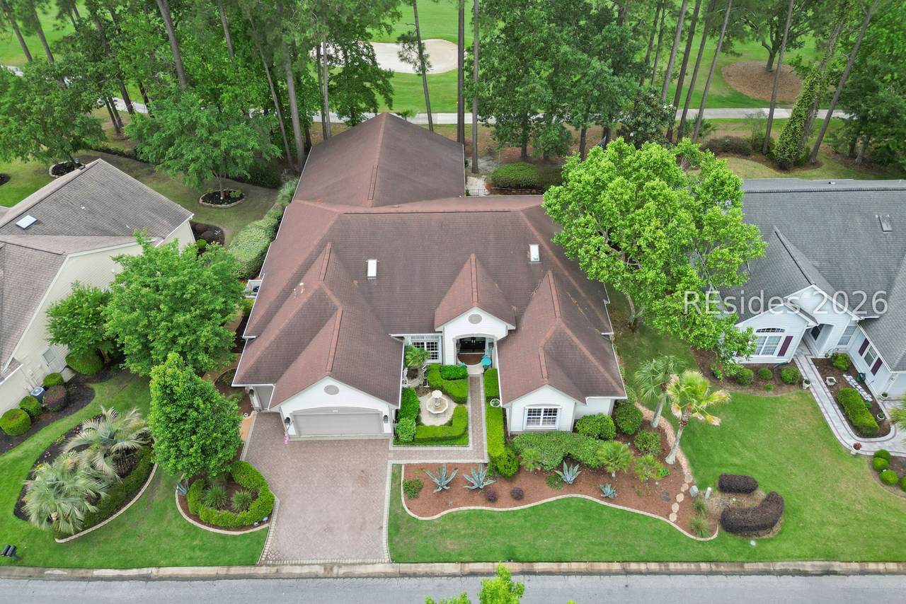 127 Robert E Lee Lane - Photo 1