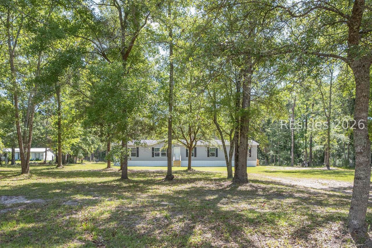 293 Meredith Road - Photo 1