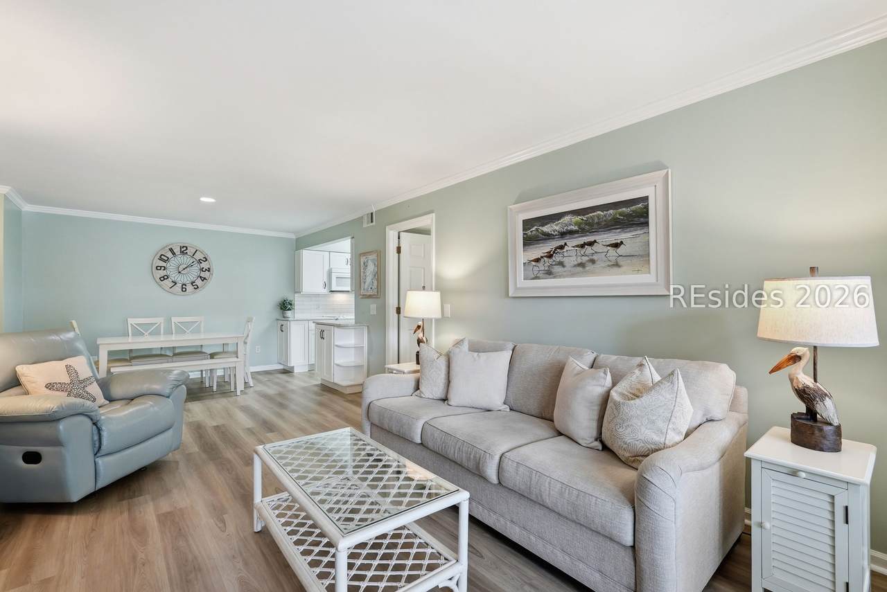 99 Forest Cove - Photo 1