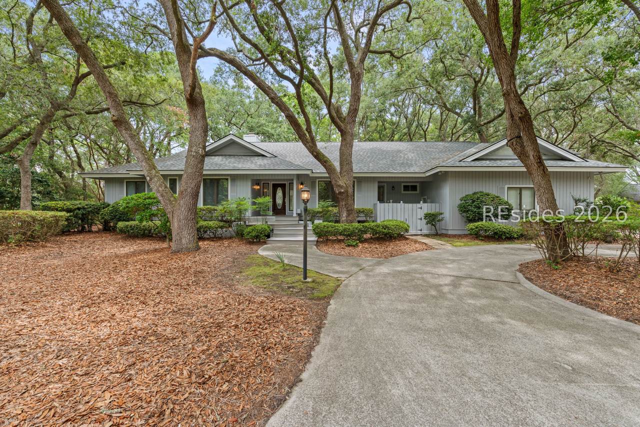 108 Port Royal Drive - Photo 1