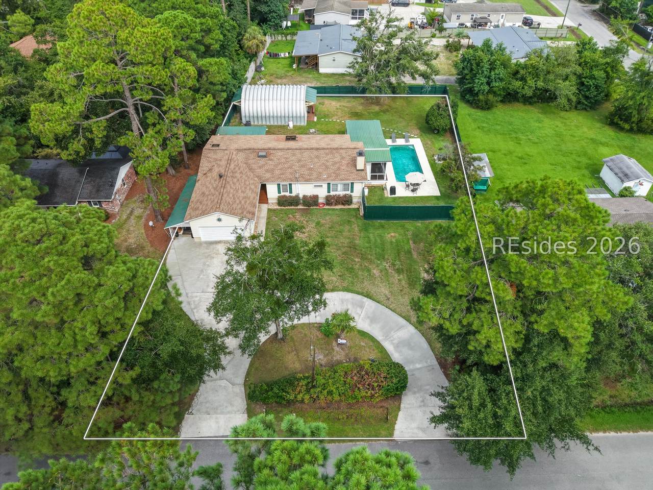 18 Red Cedar Street - Photo 1