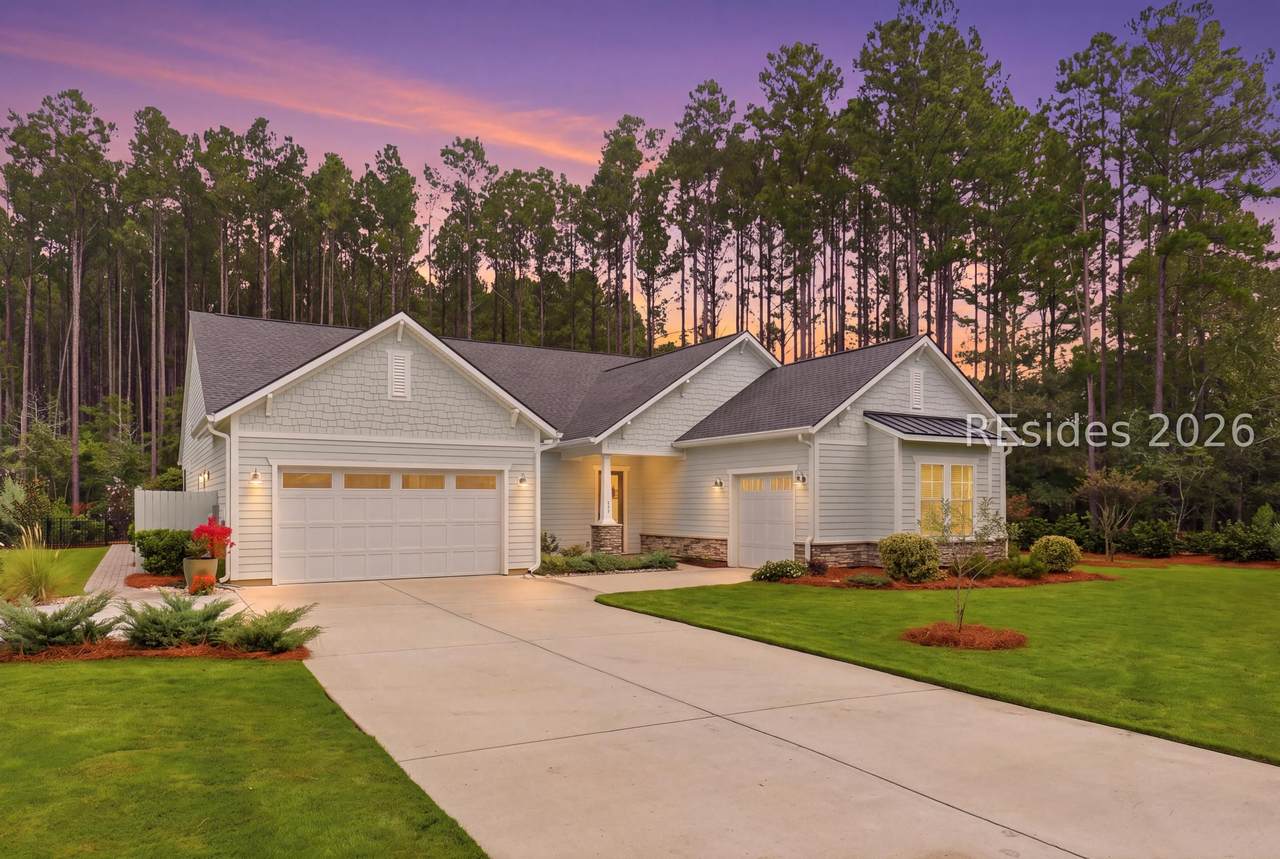 246 Riverton Pointe Boulevard - Photo 1